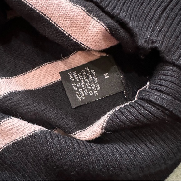 VTG Y2K 2000s Pink & Black Striped Lace Sleeves Fitted Sweater Top - Picture 3 of 8